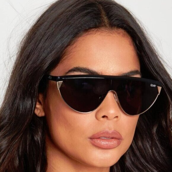 NWT Quay x Elle Ferguson black & gold frame tinted black shield lens sunglasses - Picture 3 of 16